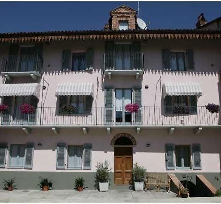 Cà Veja Apartamento Montà Exterior foto