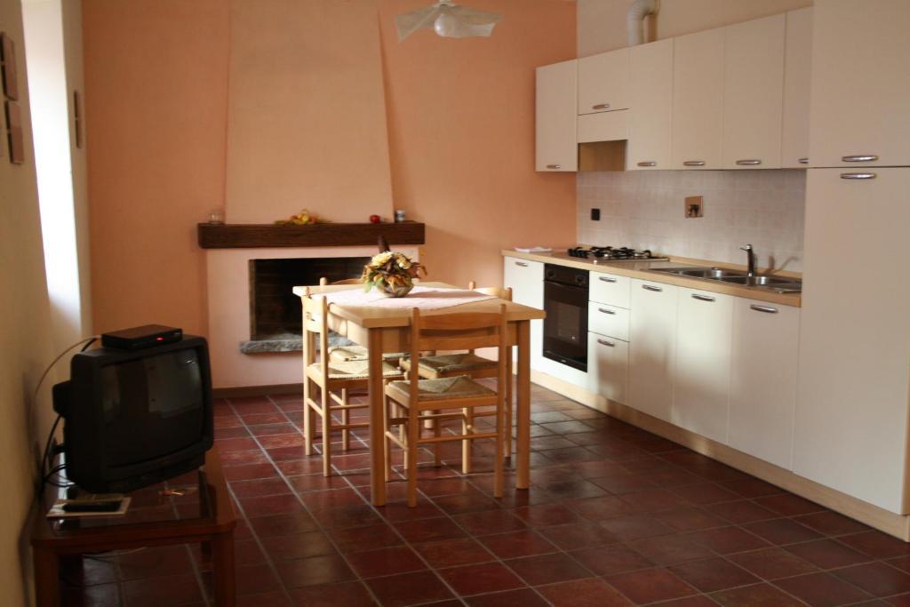 Cà Veja Apartamento Montà Quarto foto