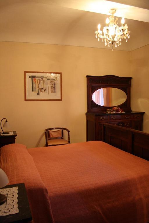 Cà Veja Apartamento Montà Quarto foto